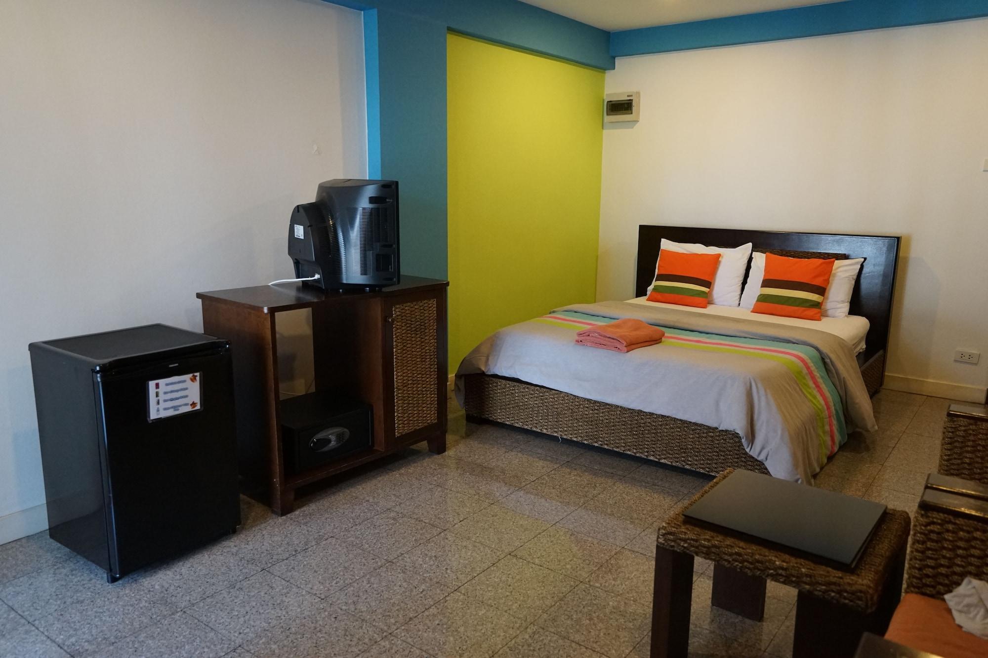 בנגקוק Banglumpoo Place מראה חיצוני תמונה