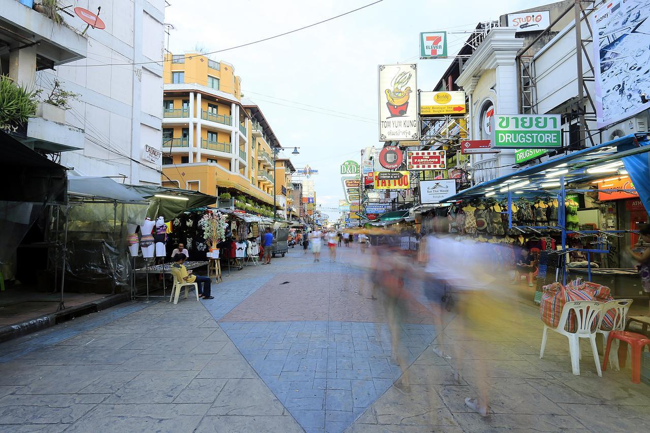 בנגקוק Banglumpoo Place מראה חיצוני תמונה